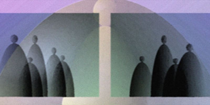 Gott im Alltag - Menschen verschiedener Gruppen stehen andächtig vor einem Symbol für das Heilige